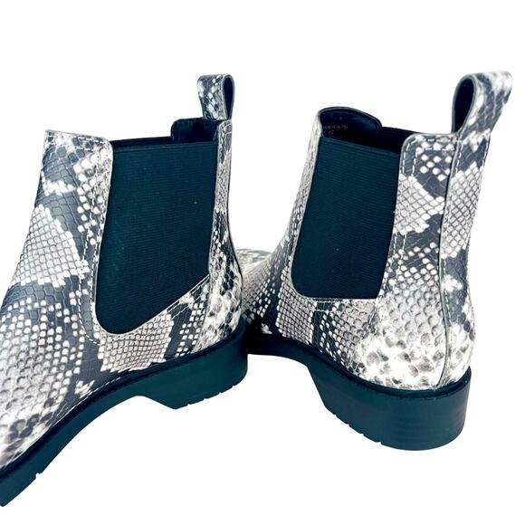 Treasure & Bond Gabriela Women Chelsea Boot Sz 5.5 Faux Leather Snake Print New - Picture 9 of 16